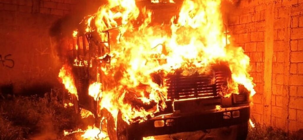 Bus incendiado en Mixco